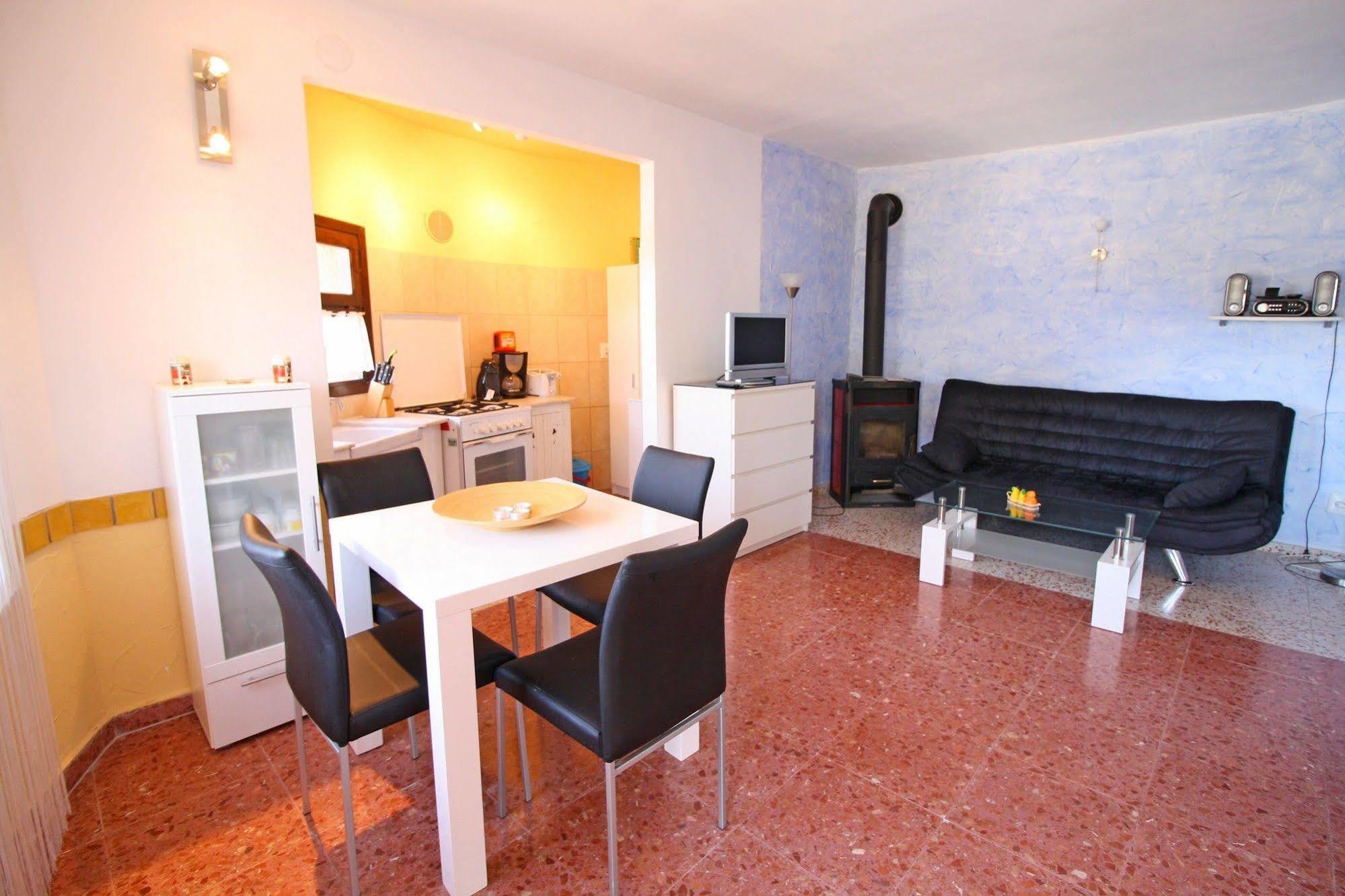 Obstelix Villa Calp